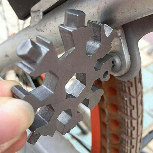 18 In 1 Stainless Tool Multi-Tool Portable Snowflake Shape Key Chain Screwdriver