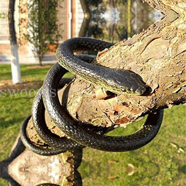 NEW 1.3M Rubber Snakes Realistic Trick Simulation Whimsy Fake Garden Pretend Toy