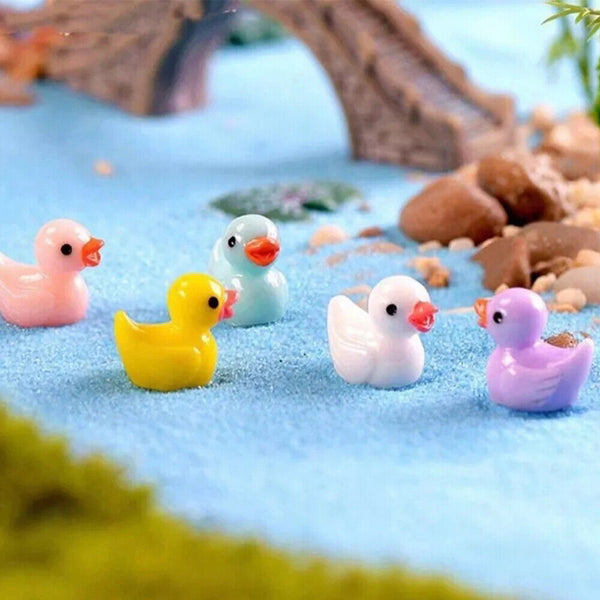 100x Mini Tiny Ducks Set Realistic Resin Ducks Christmas Birthday Party Decor