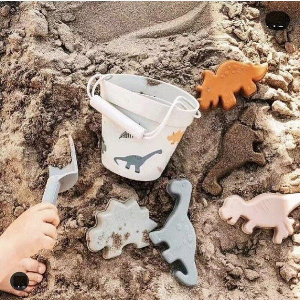 6PCS Beach Toys and Sand Toys Set For Kids - Silicone Buckets HOT Beach Toy